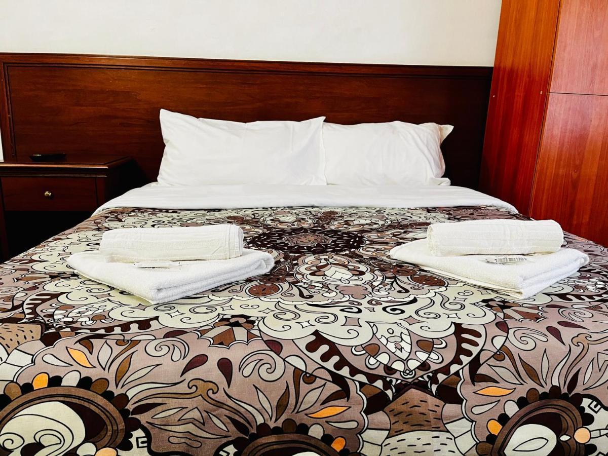 Holiday Rome Guesthouse Ngoại thất bức ảnh