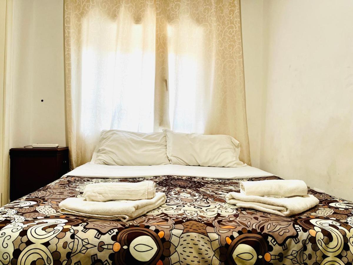 Holiday Rome Guesthouse Ngoại thất bức ảnh