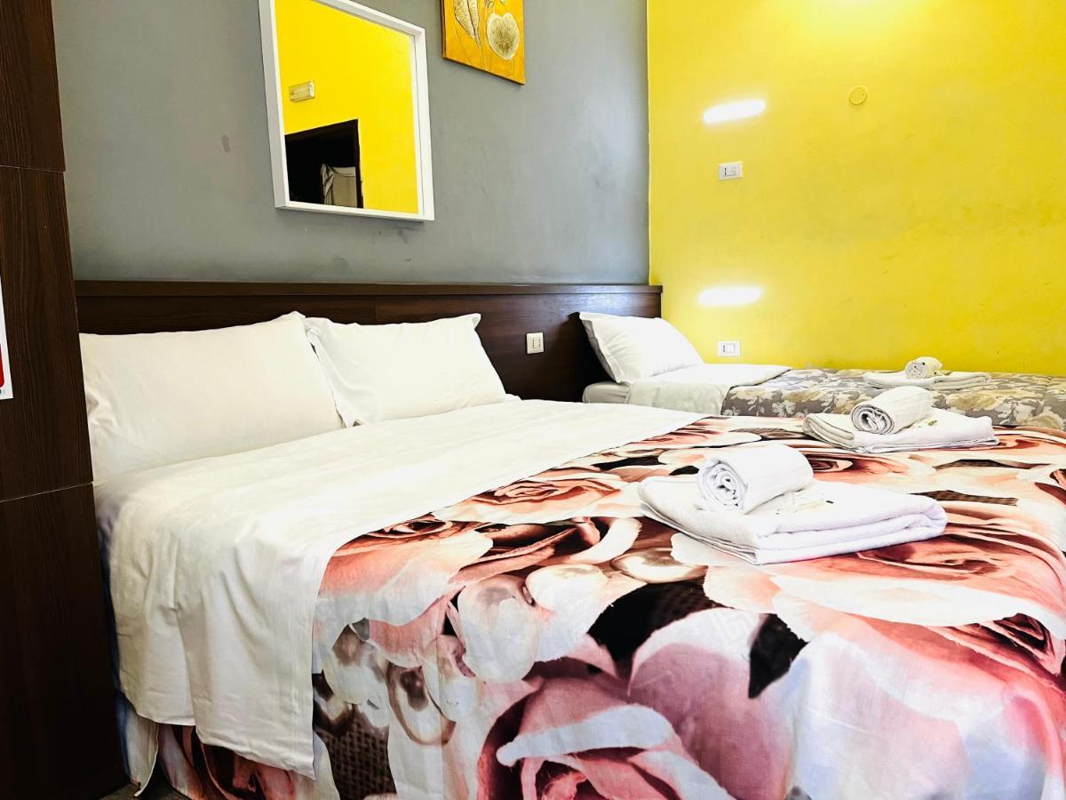 Holiday Rome Guesthouse Ngoại thất bức ảnh