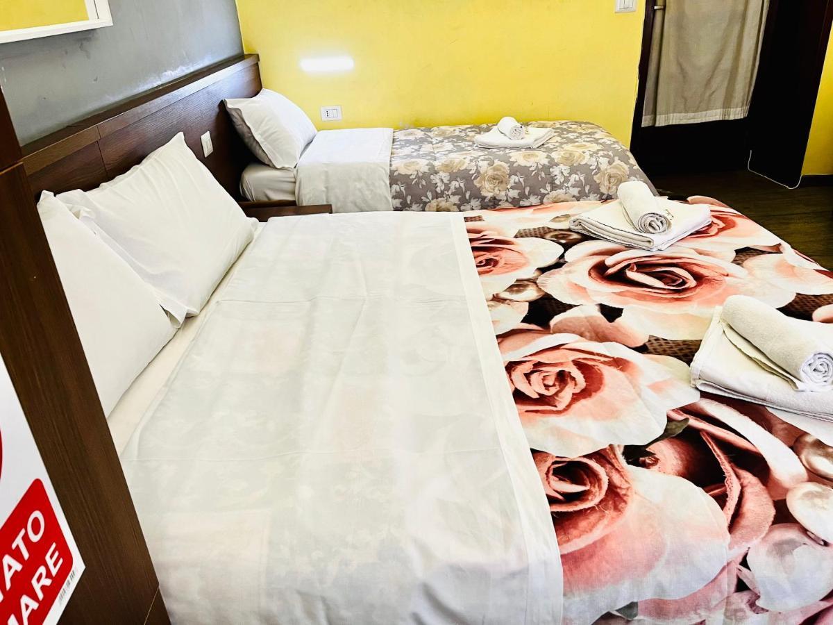 Holiday Rome Guesthouse Ngoại thất bức ảnh