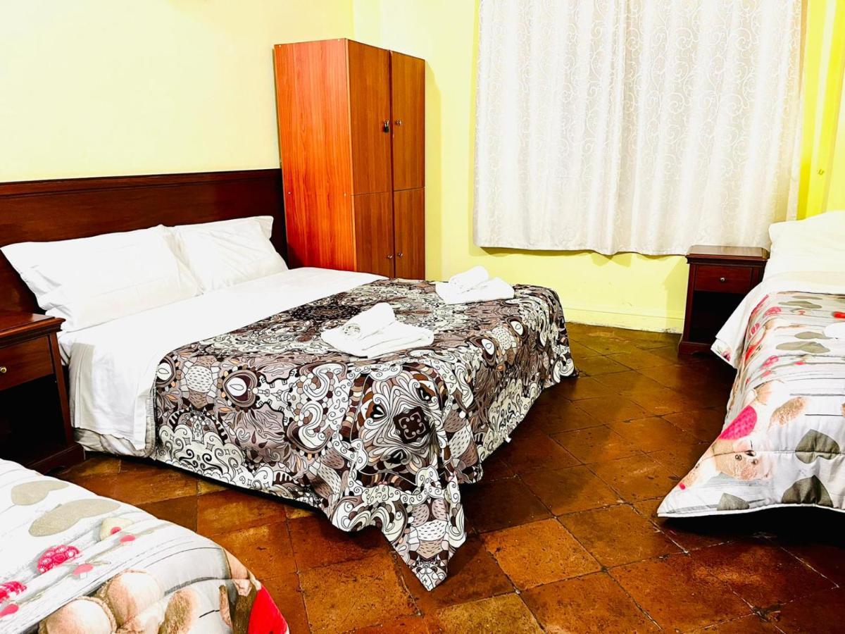 Holiday Rome Guesthouse Ngoại thất bức ảnh