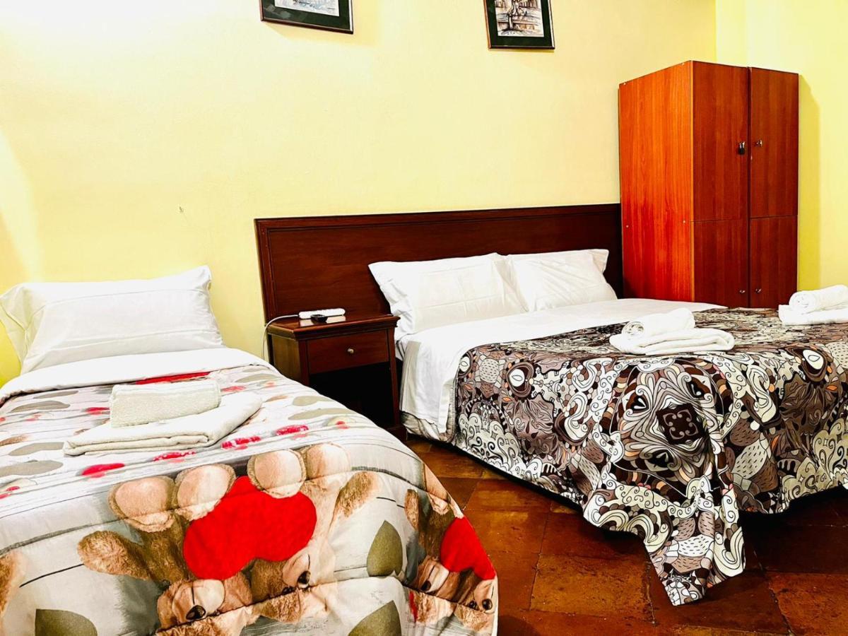 Holiday Rome Guesthouse Ngoại thất bức ảnh